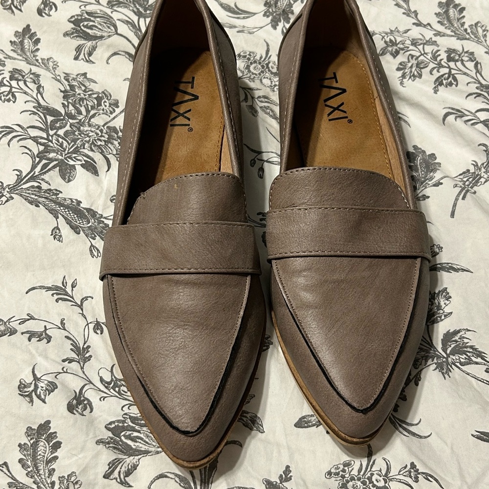TAXI Women's Loafers 👞